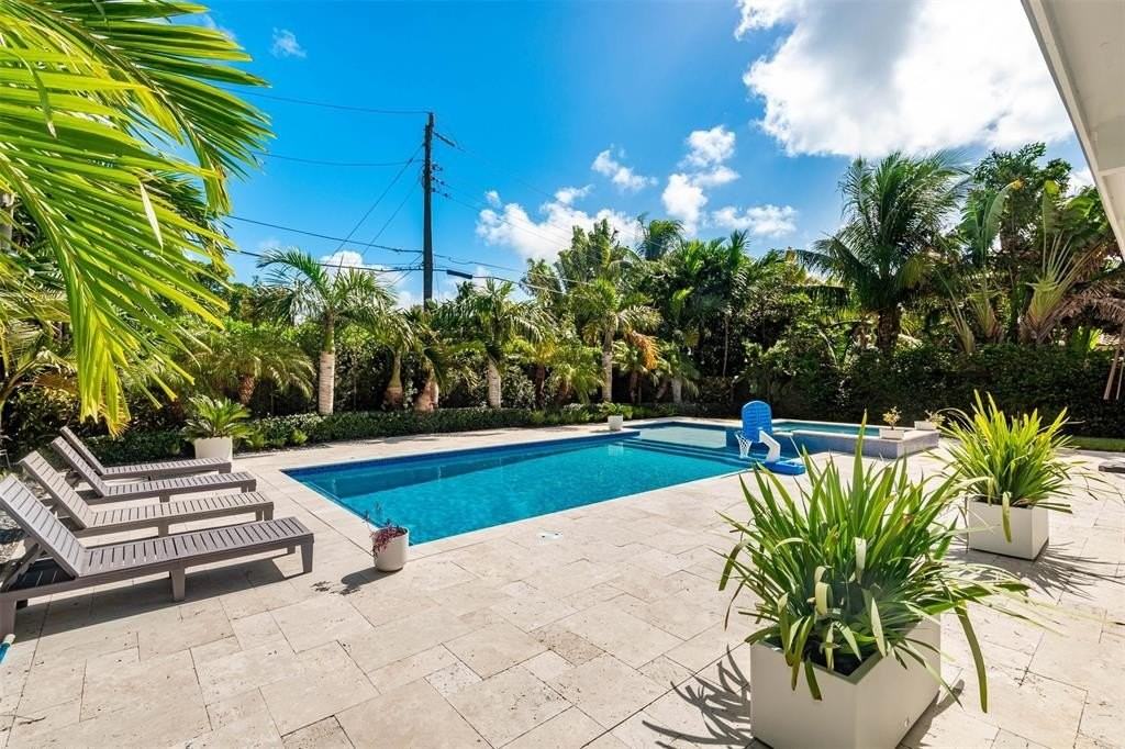 1936 Harbour Inlet Dr - Photo 5 of 30