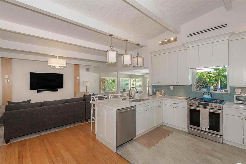 1936 Harbour Inlet Dr - Photo 6 of 30