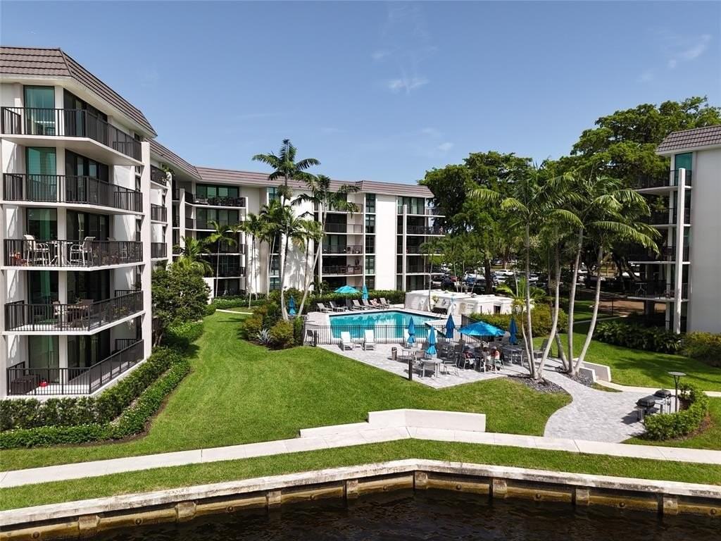 1350 River Reach Drive #305 - Photo 3 of 39