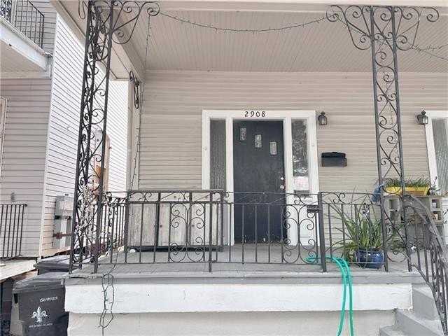 2908 Banks St - Photo 3 of 12