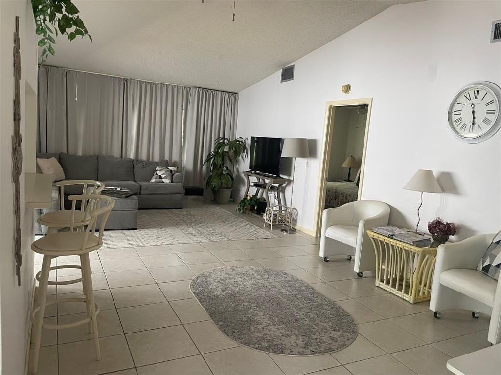 5675 Northpointe Ln - Photo 5 of 8