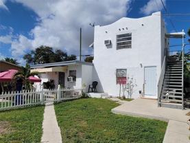 1853 Nw 5th St #2 - Photo 1 of 1