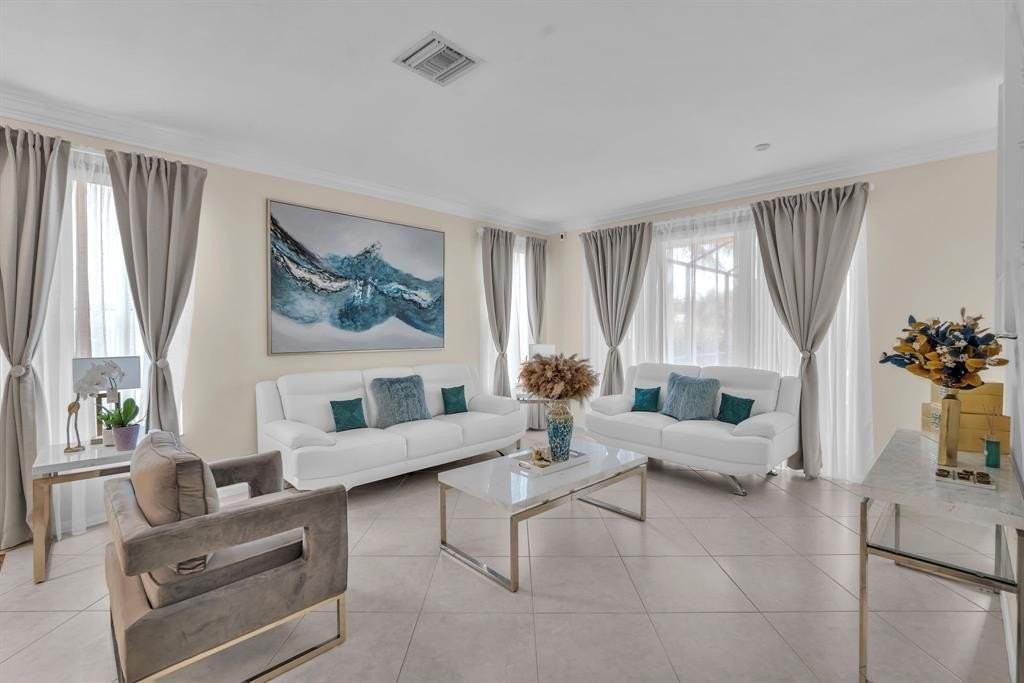 16389 Sw 31st St - Photo 3 of 50