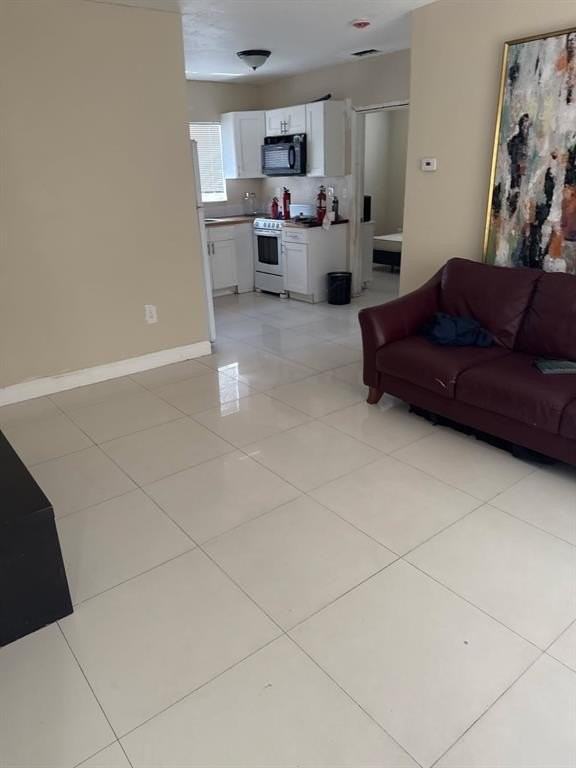 1942 Buchanan Street - Photo 2 of 4