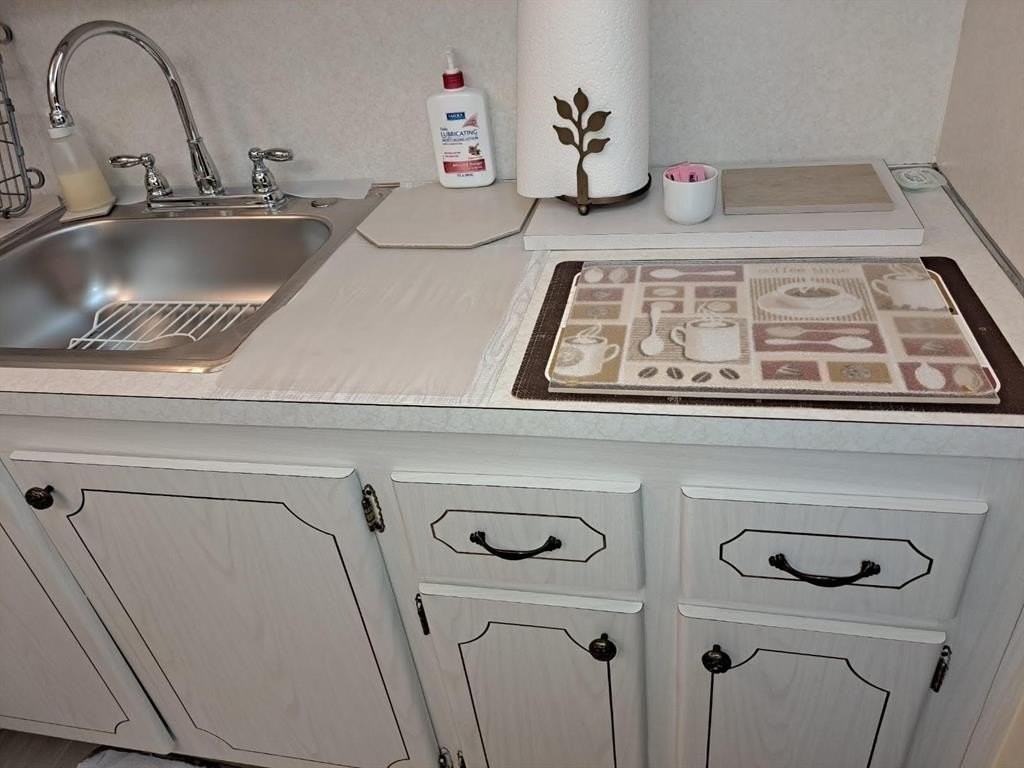 336 Oakridge S #336 - Photo 6 of 15