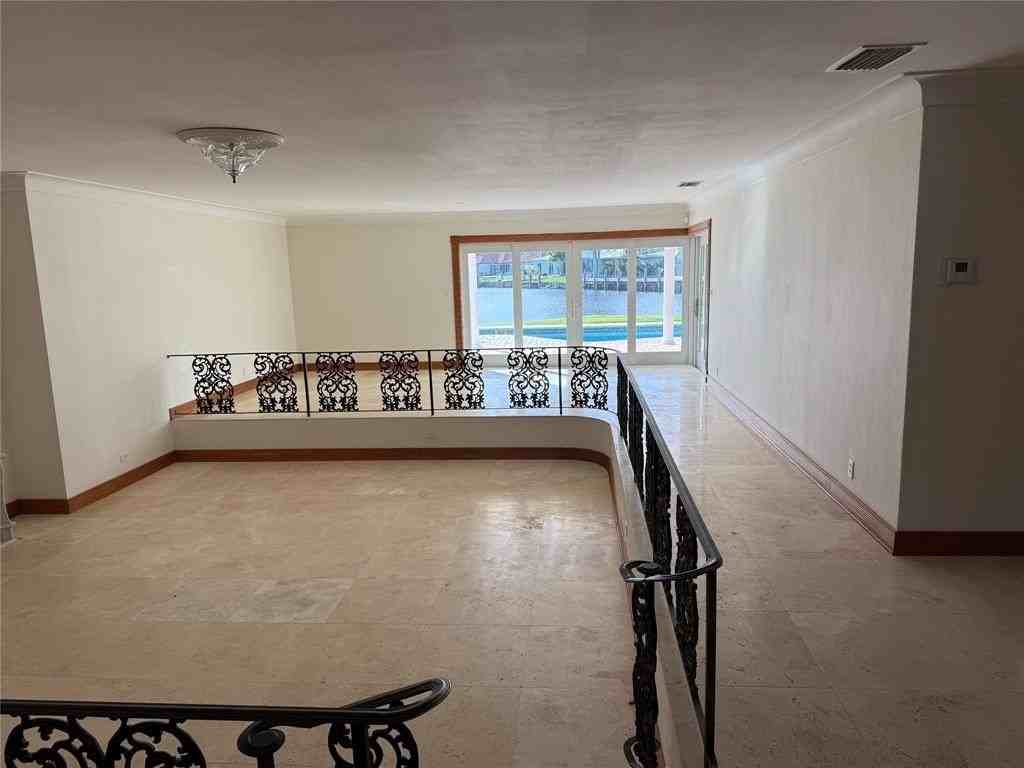 5251 Ne 29th Ave - Photo 6 of 6