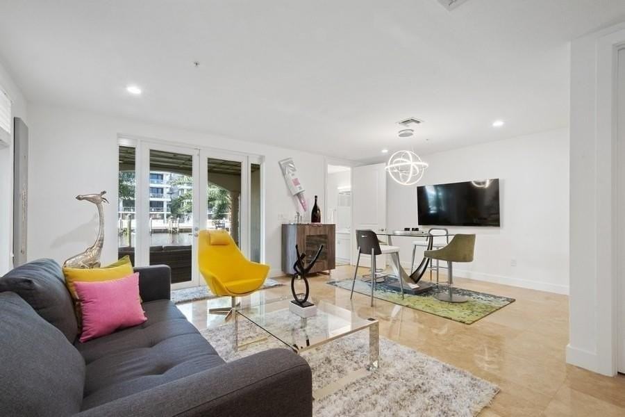 63 Isle Of Venice Dr - Photo 4 of 12