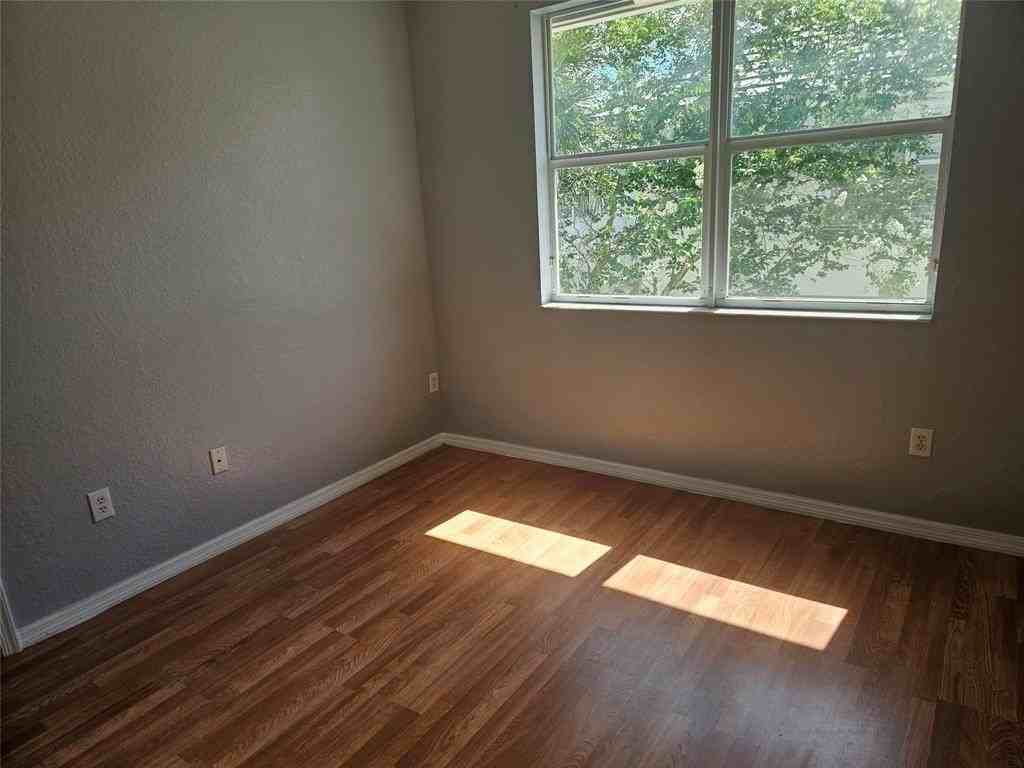 3021 Nw 30th Ave #3021 - Photo 6 of 14