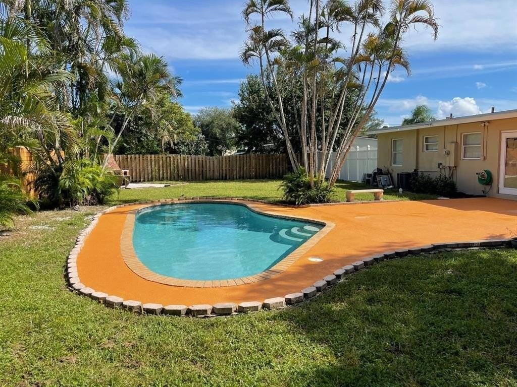 1809 Nw 13th Ct - Photo 2 of 18