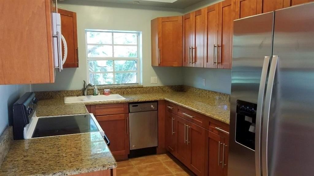 6625 Nervia St - Photo 4 of 27