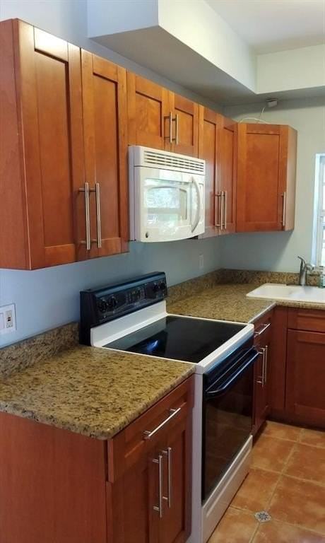 6625 Nervia St - Photo 5 of 27