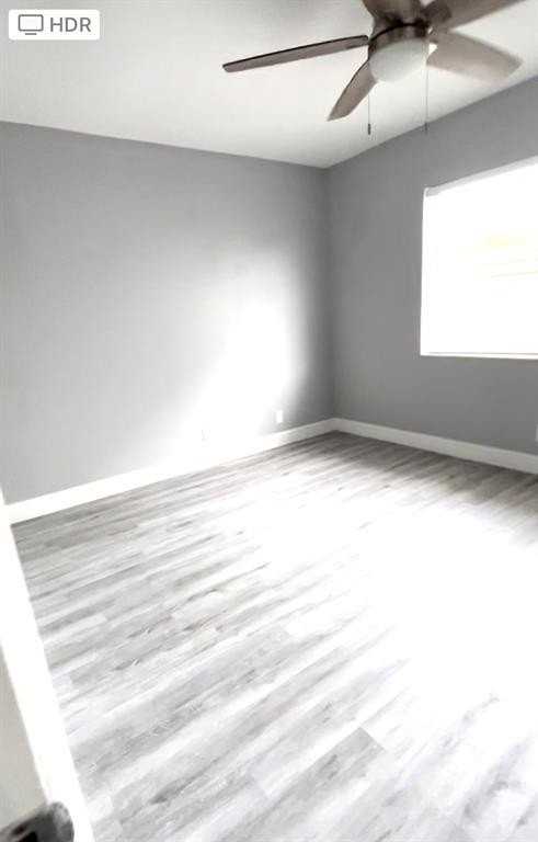 321 Sw 14th St #1 - Photo 7 of 12