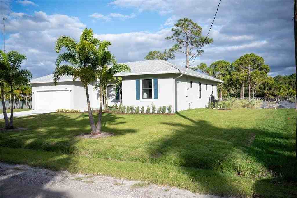 6490 Park Ln W - Photo 4 of 24