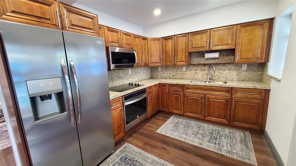 1548 Sw 28th Ave - Photo 6 of 15