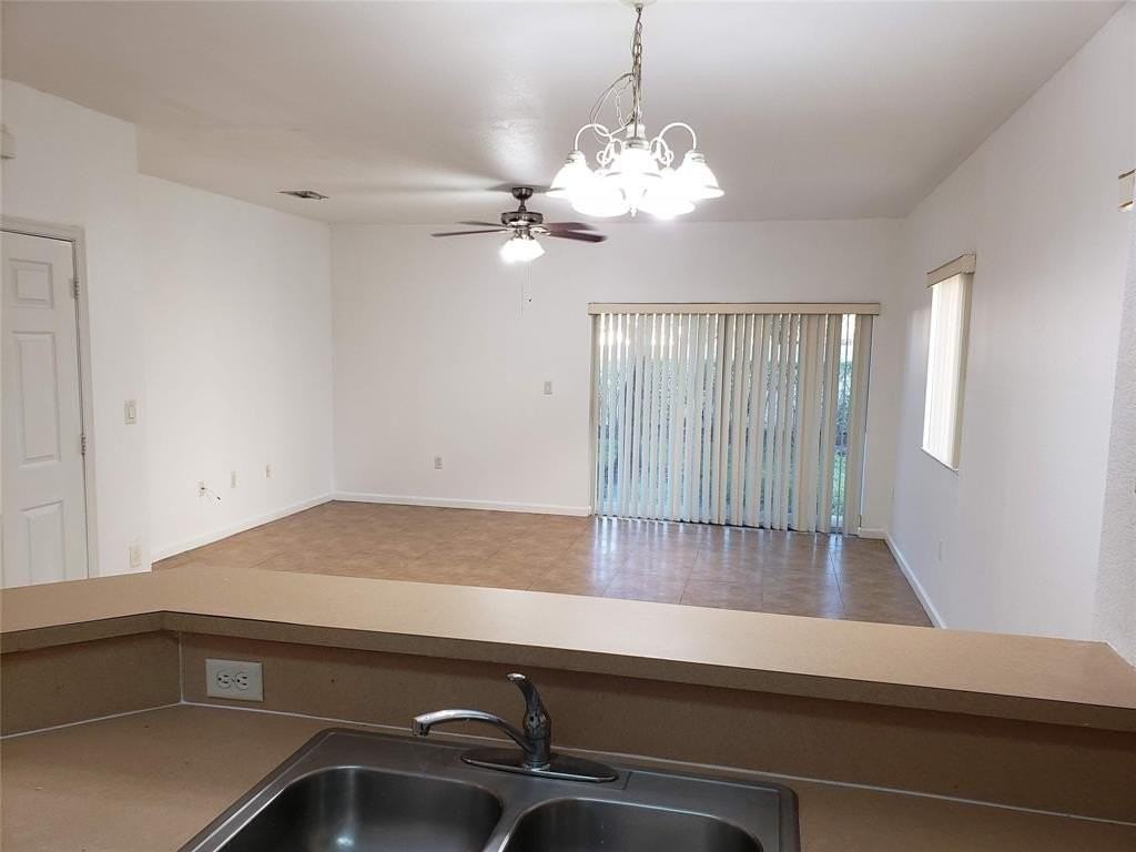 7917 Tuscany Dr - Photo 4 of 35