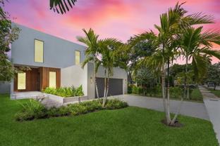 1000 Se 11th Ct - Photo 1 of 1