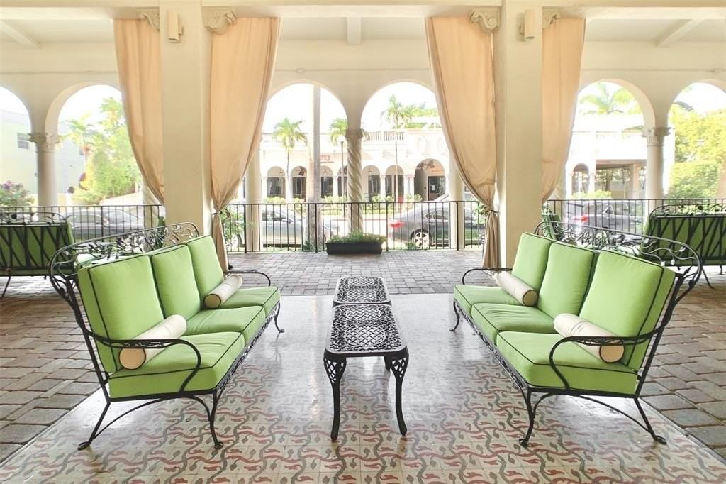 235 Sunrise Ave #2217 - Photo 5 of 33