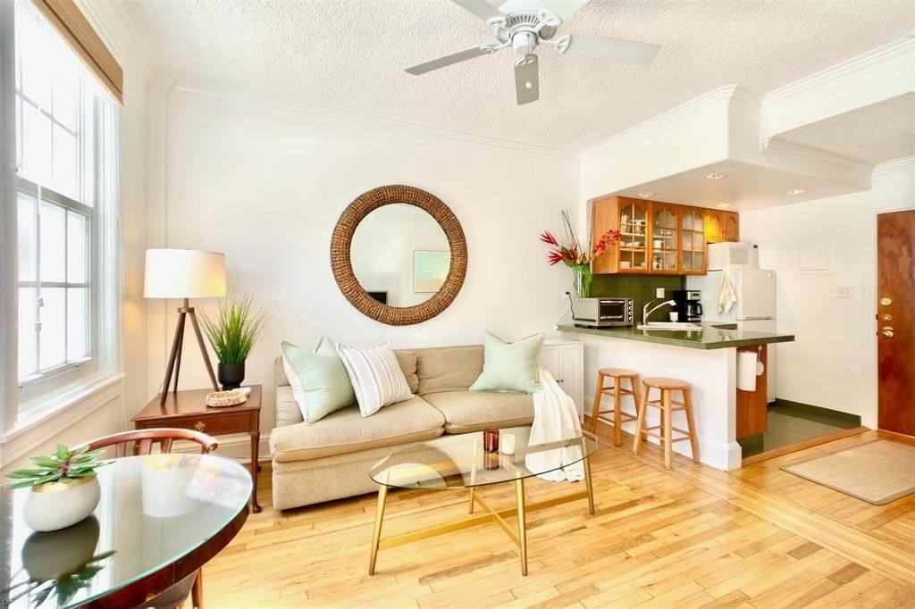 235 Sunrise Ave #2217 - Photo 6 of 33