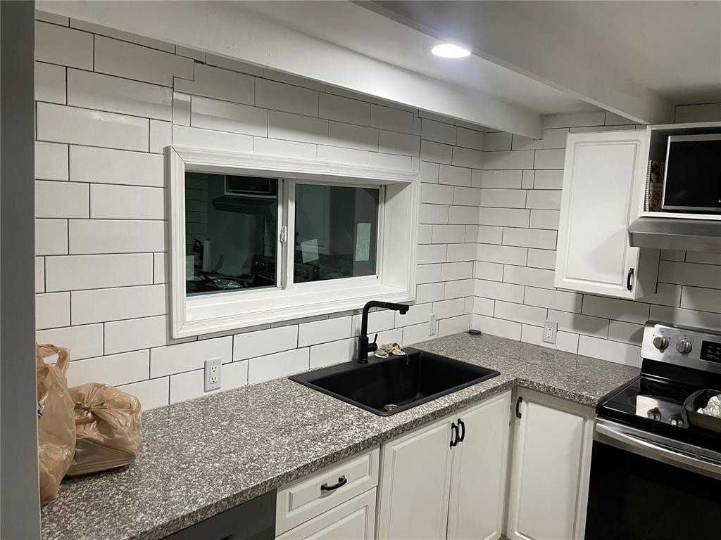 4242 Sw 49th Ct #4242 - Photo 2 of 13