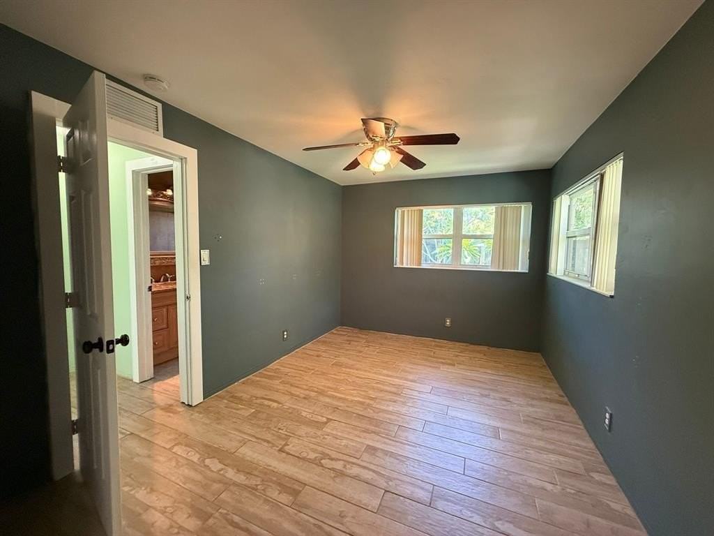 2957 Nw 6th Ave - Photo 7 of 15