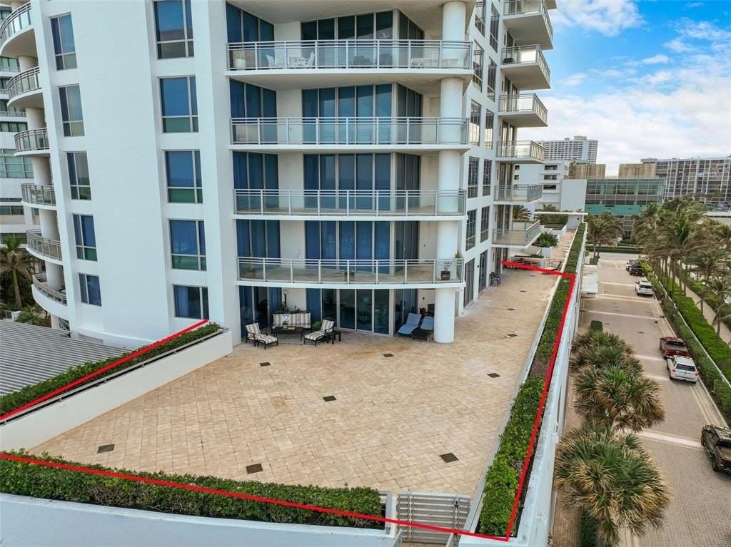 3535 S Ocean Dr #402 - Photo 3 of 27