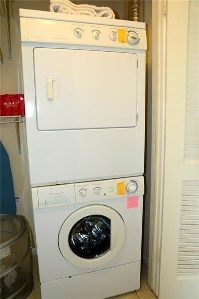 6499 Bay Club Dr #2 - Photo 7 of 34