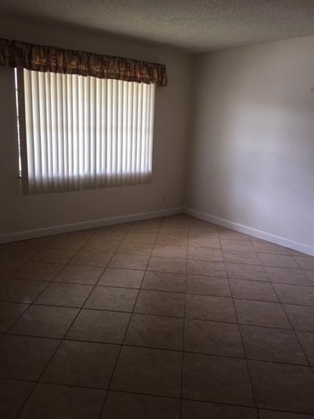 411 Se 8th St #127 - Photo 4 of 11