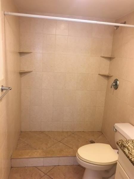 411 Se 8th St #127 - Photo 5 of 11