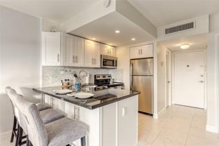 2900 Ne 30th St #7D - Photo 1 of 1