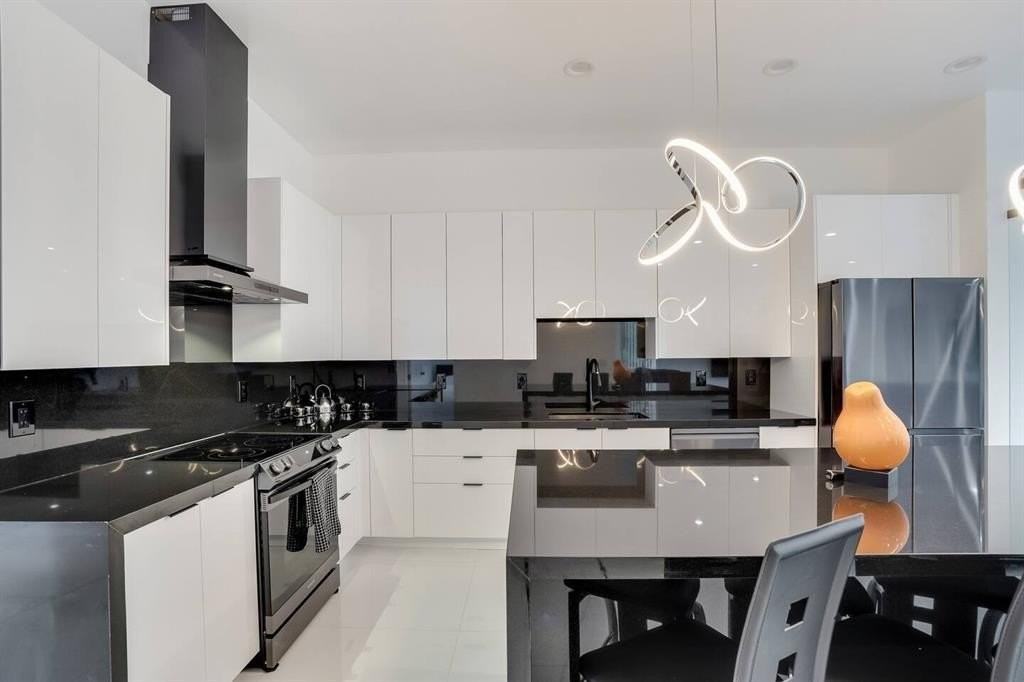 2962 Nw 10th Ct - Photo 5 of 29