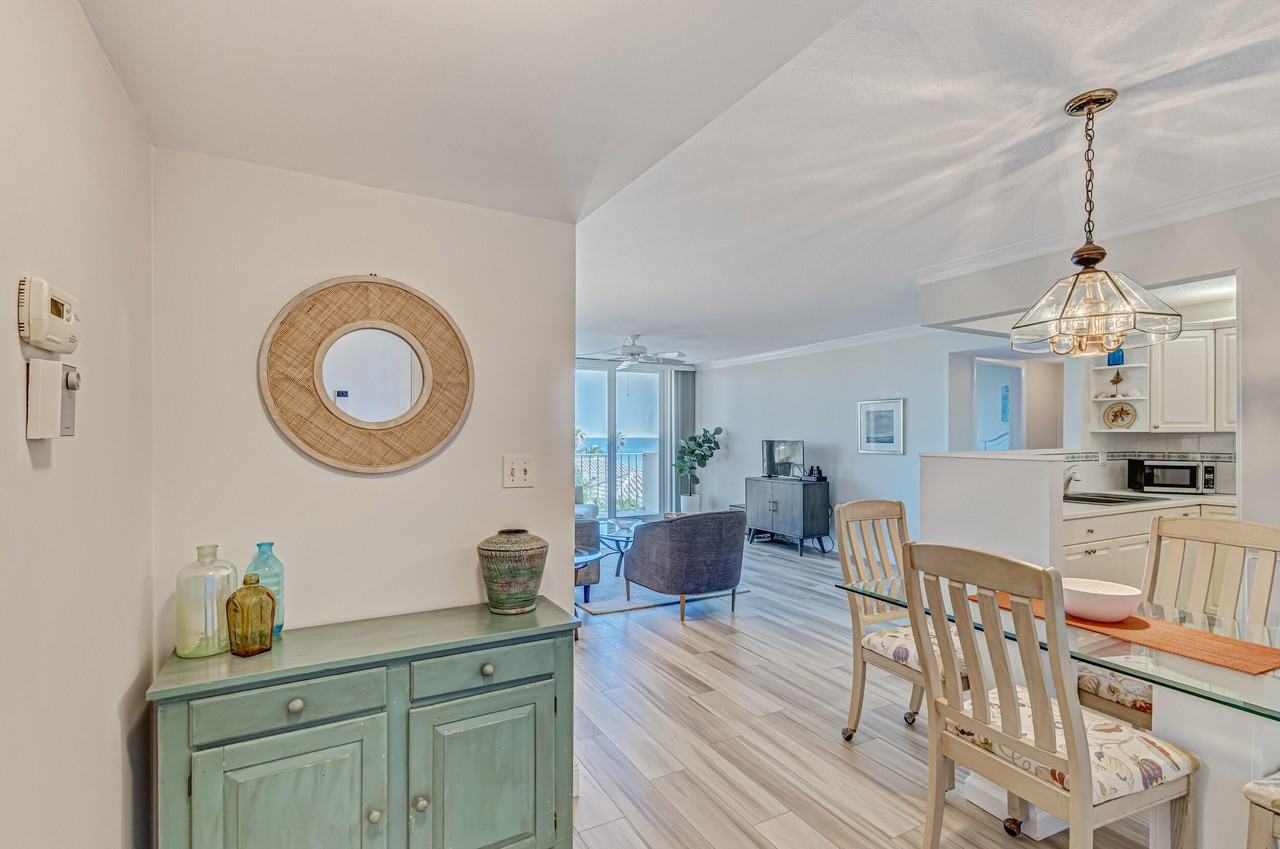 630 Ocean Dr #505 - Photo 4 of 49