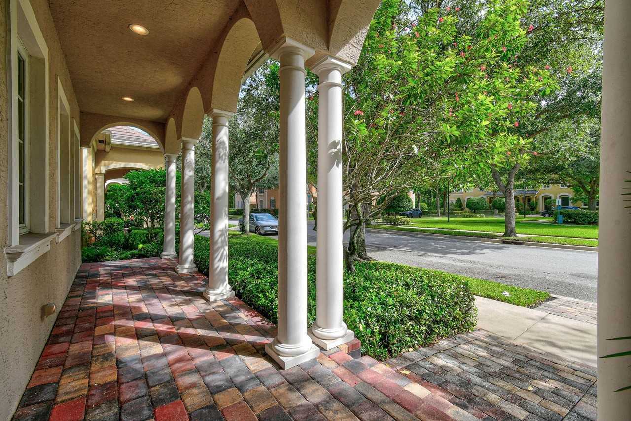 158 Ennis Ln - Photo 3 of 50