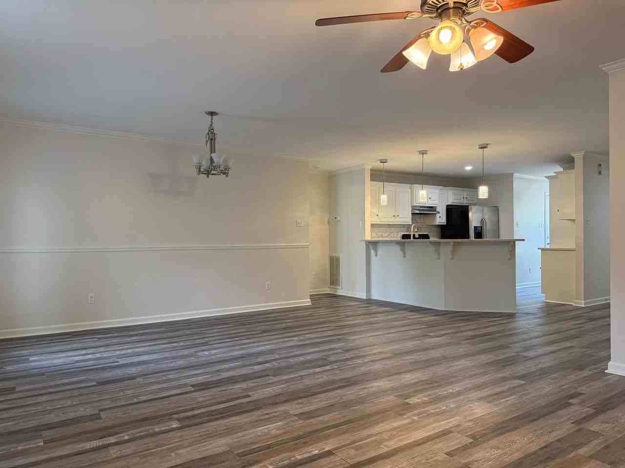 6309 Countryside Dr - Photo 4 of 10