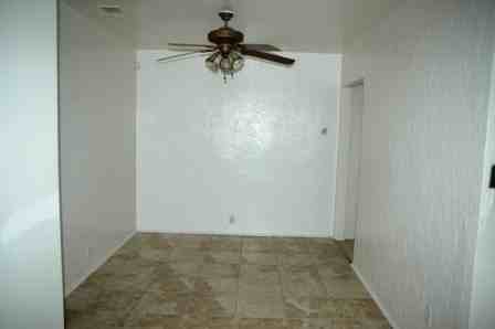 17947 Emelita St - Photo 4 of 10