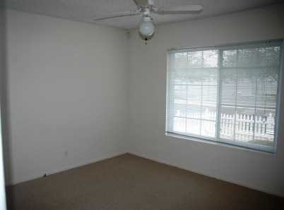 17947 Emelita St - Photo 6 of 10