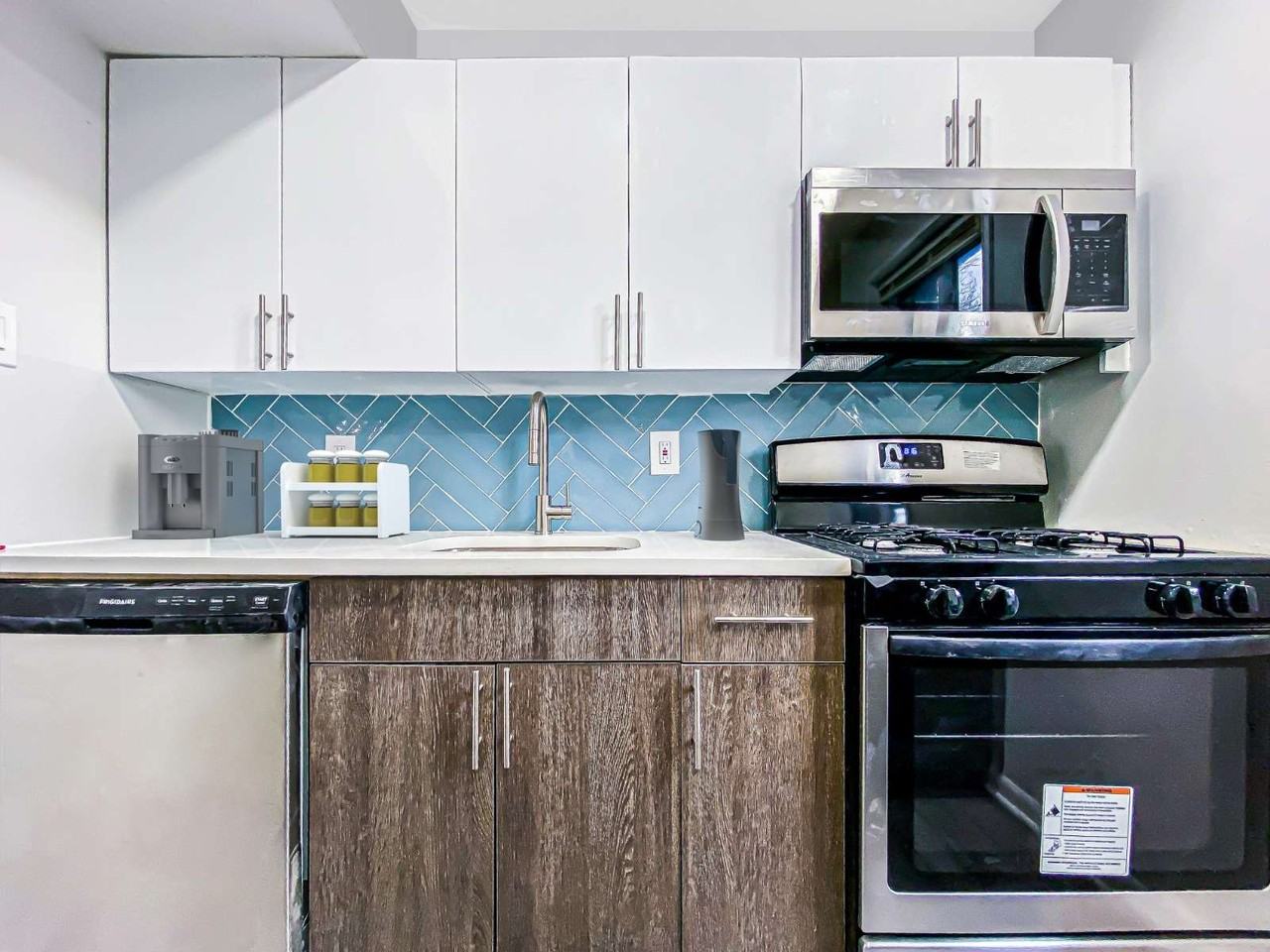 Waterford - Photo 7 of 23