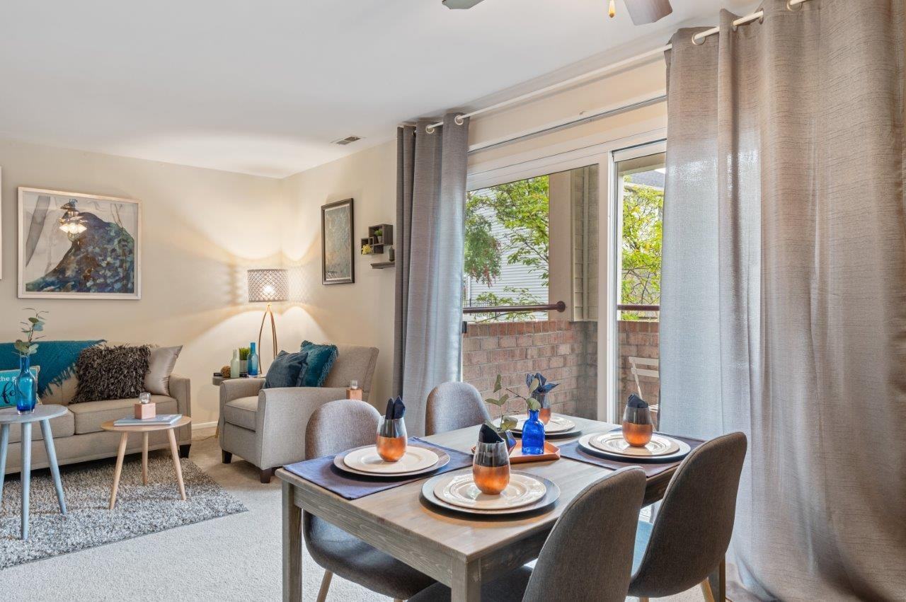 Silver Spring Station Apartment Homes - Photo 7 of 31