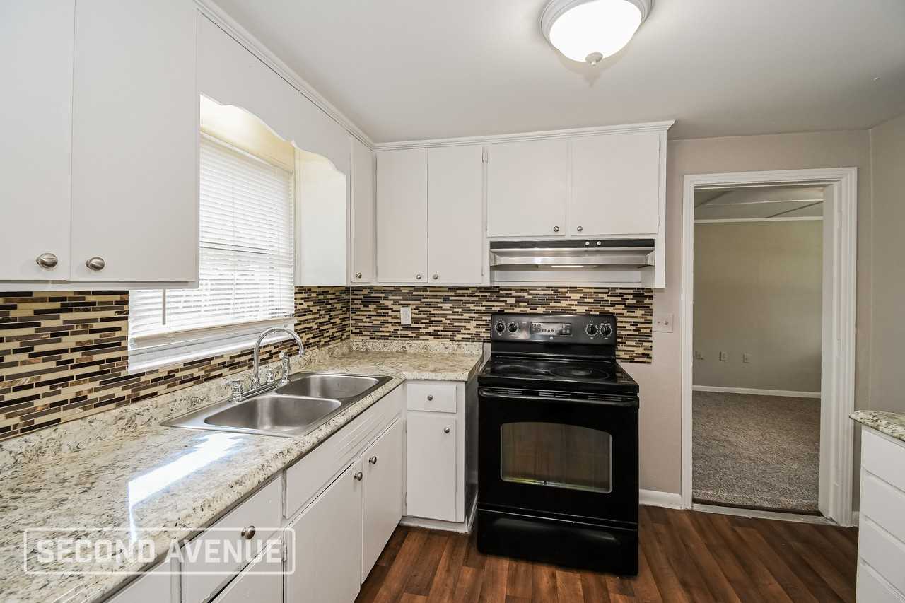 5649 Tempest St - Photo 3 of 25