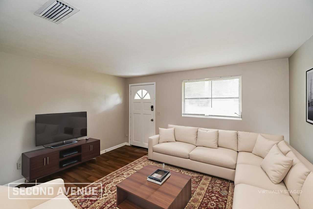 5649 Tempest St - Photo 5 of 25