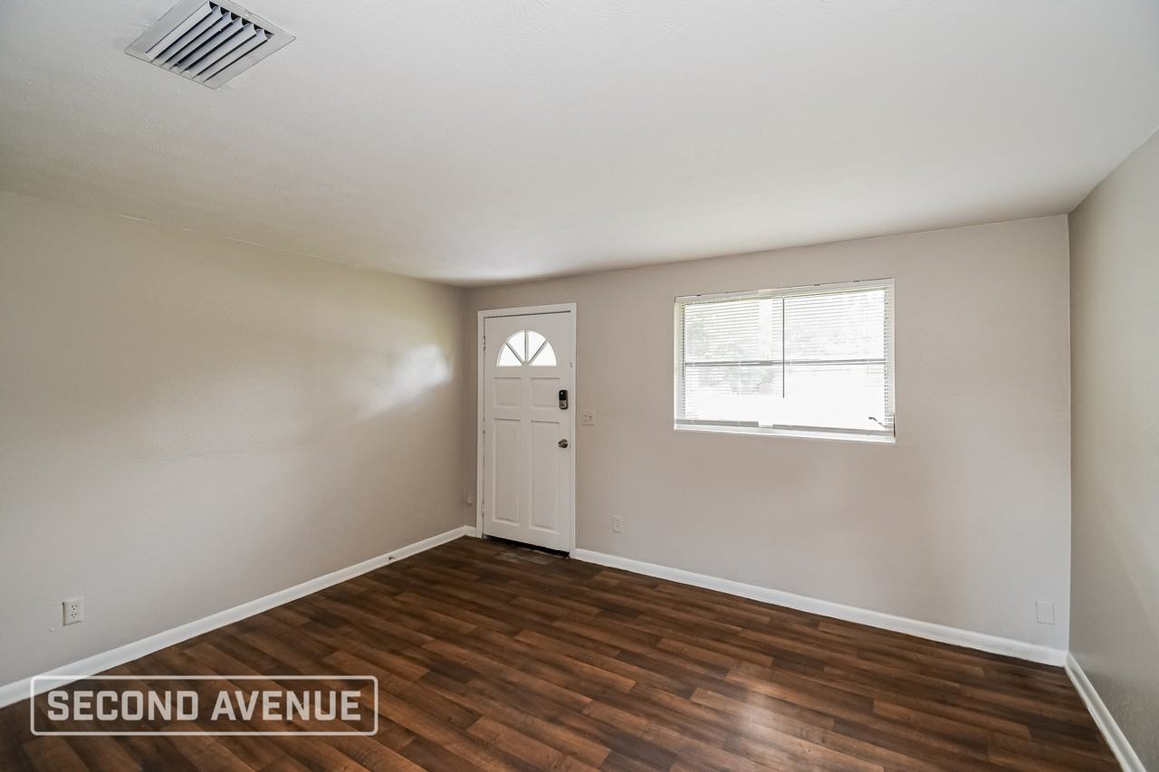 5649 Tempest St - Photo 6 of 25