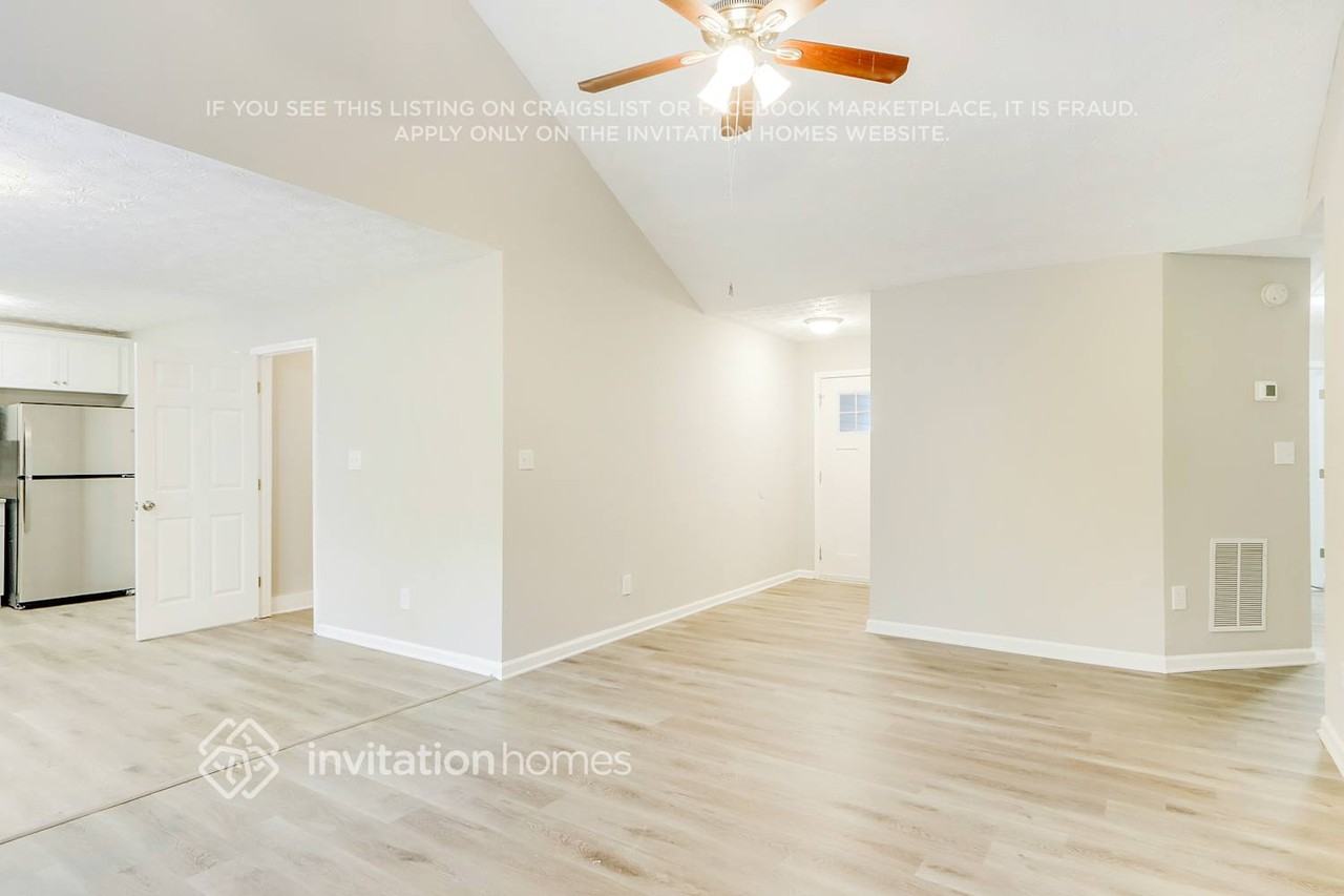 2118 Sugar Creek Close Se - Photo 5 of 21