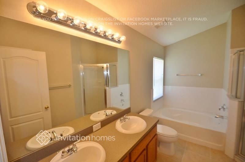 12608 Kings Lake Dr - Photo 3 of 5