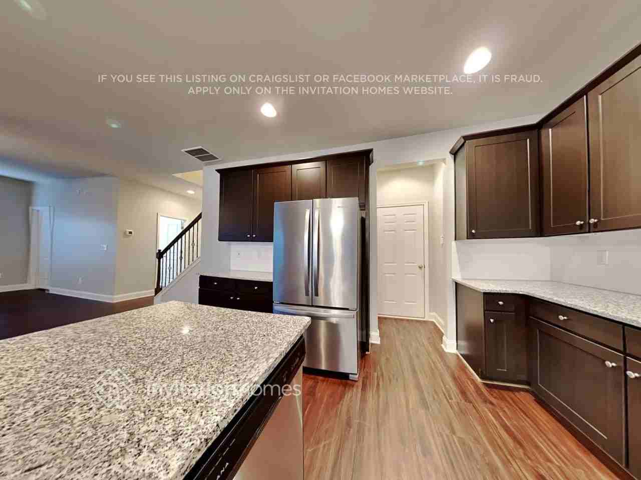 57 Pine Point Ct - Photo 7 of 16