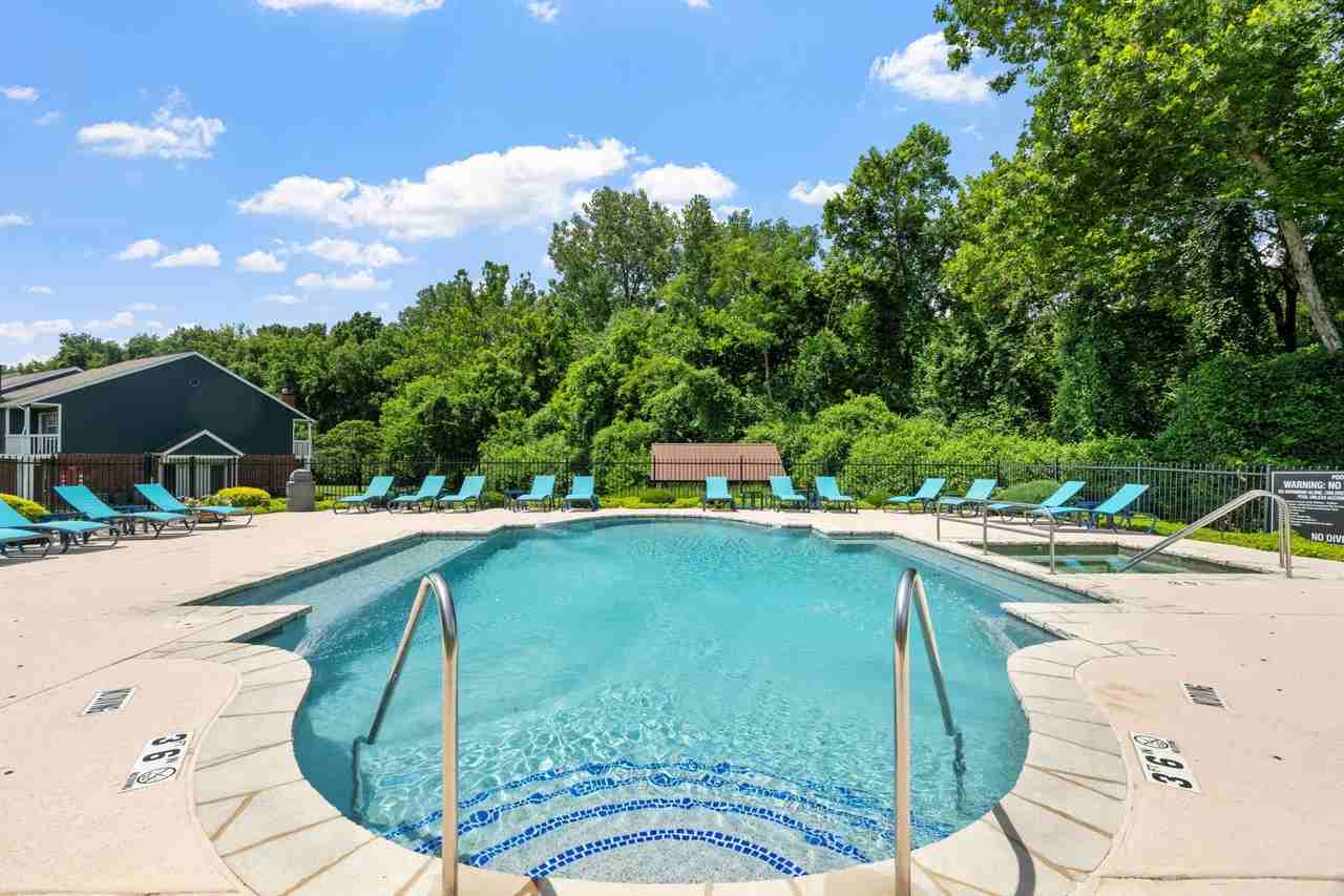 Willowbend - Photo 4 of 50