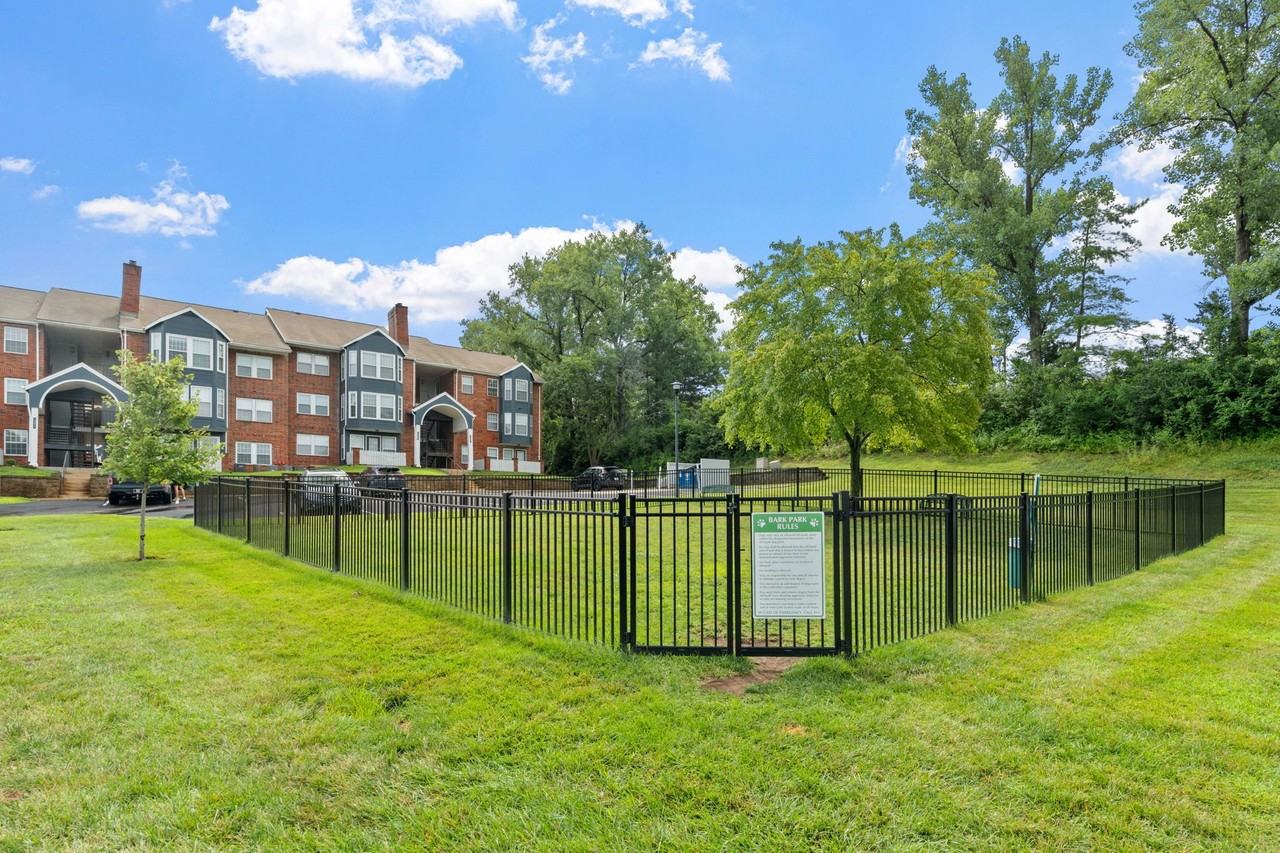 Willowbend - Photo 5 of 50