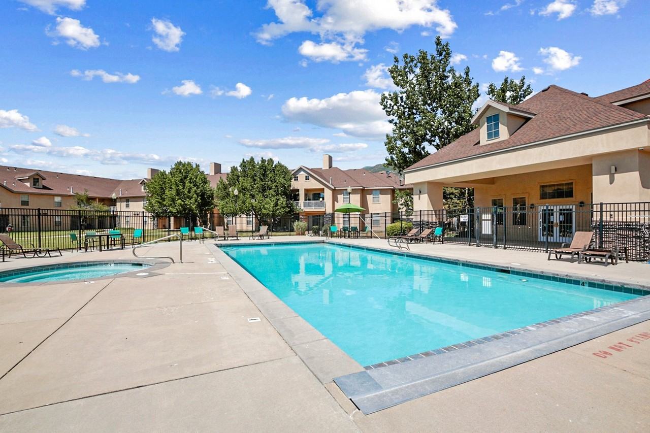 Rose Cove Apartment Homes - Photo 6 of 24