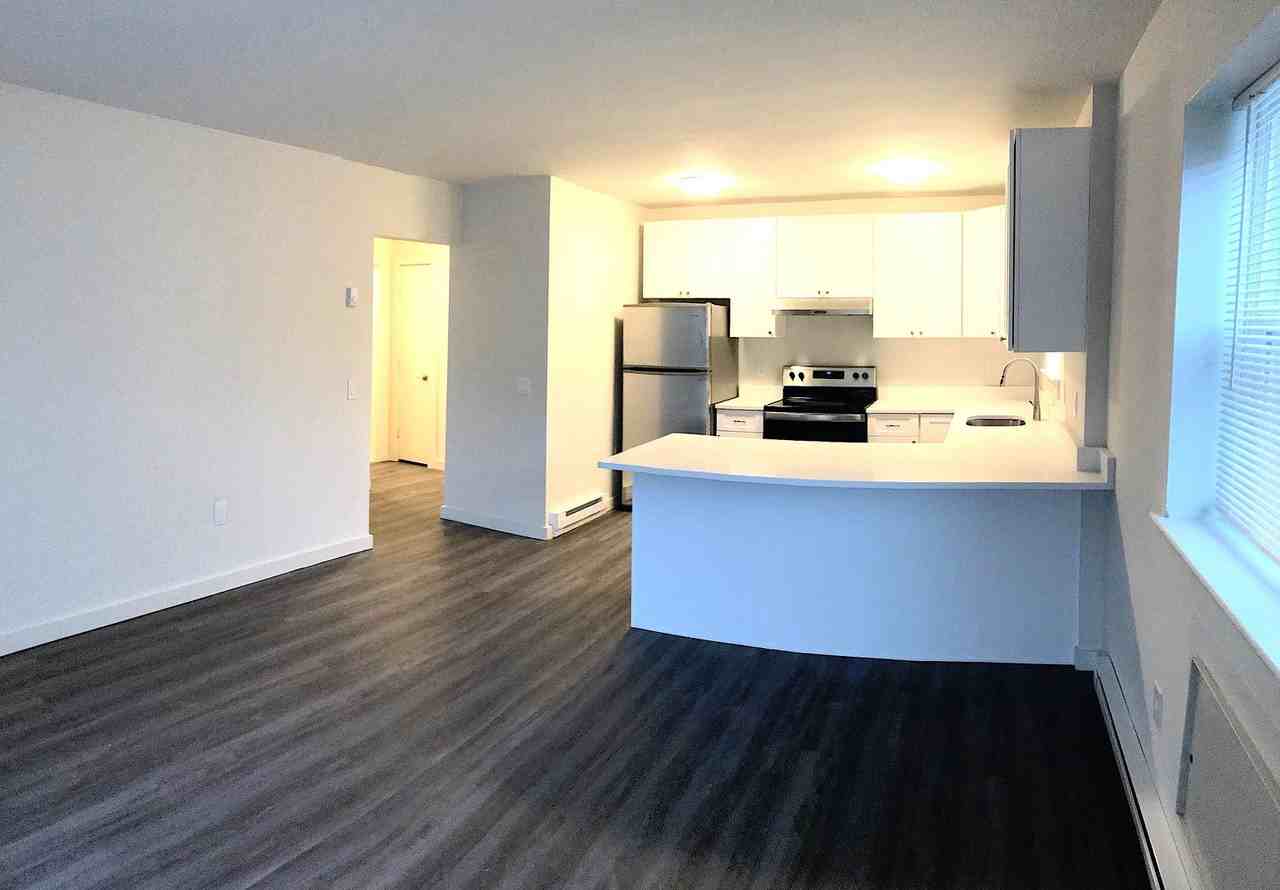 8th Ave Condos - Photo 3 of 9