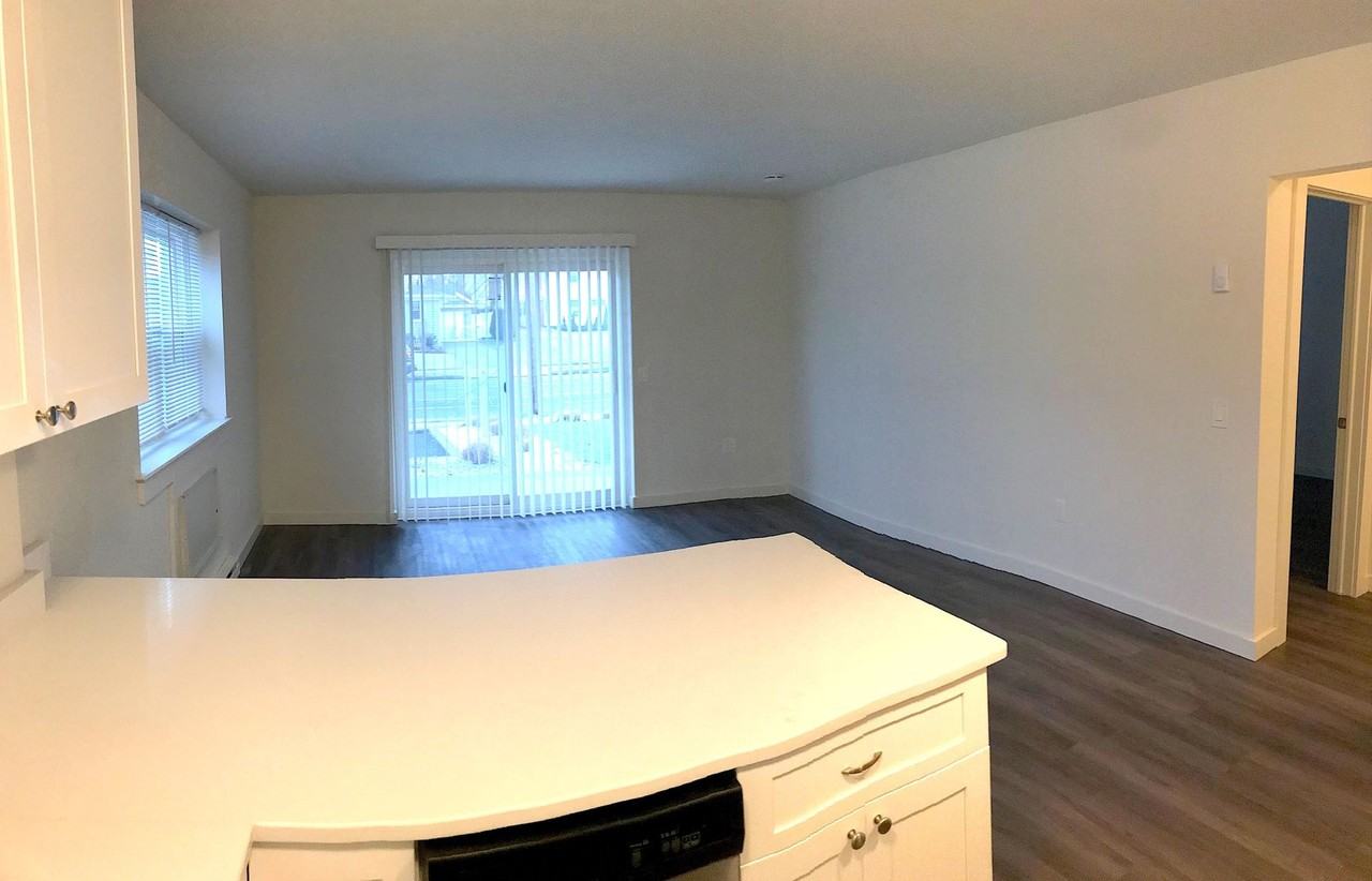 8th Ave Condos - Photo 4 of 9