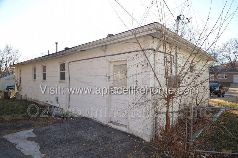 9811 Marsh Ave - Photo 6 of 27