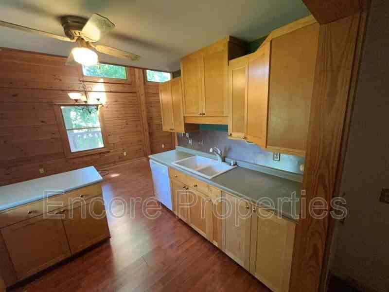 11981 Old Stage Rd - Photo 5 of 15